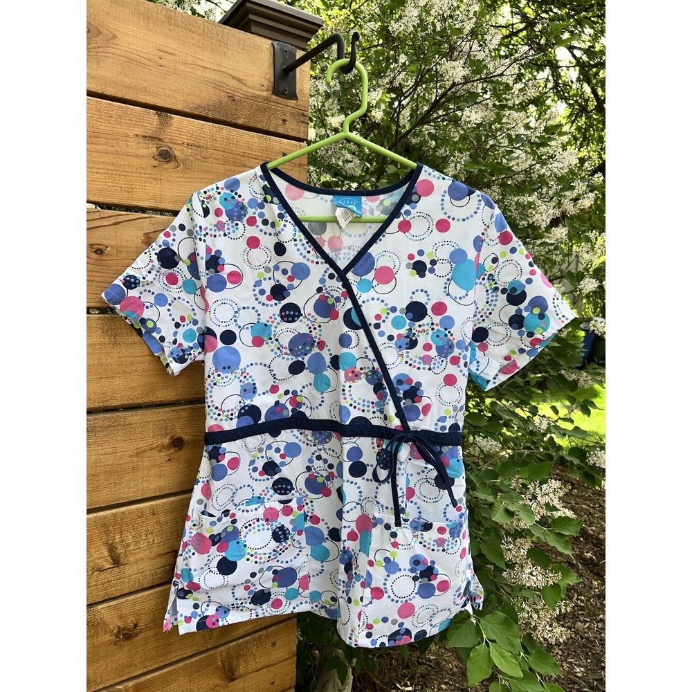 Scrub HQ M V-Neck Scrub Top Polka Dot Print Tie Waist Pockets Nurse